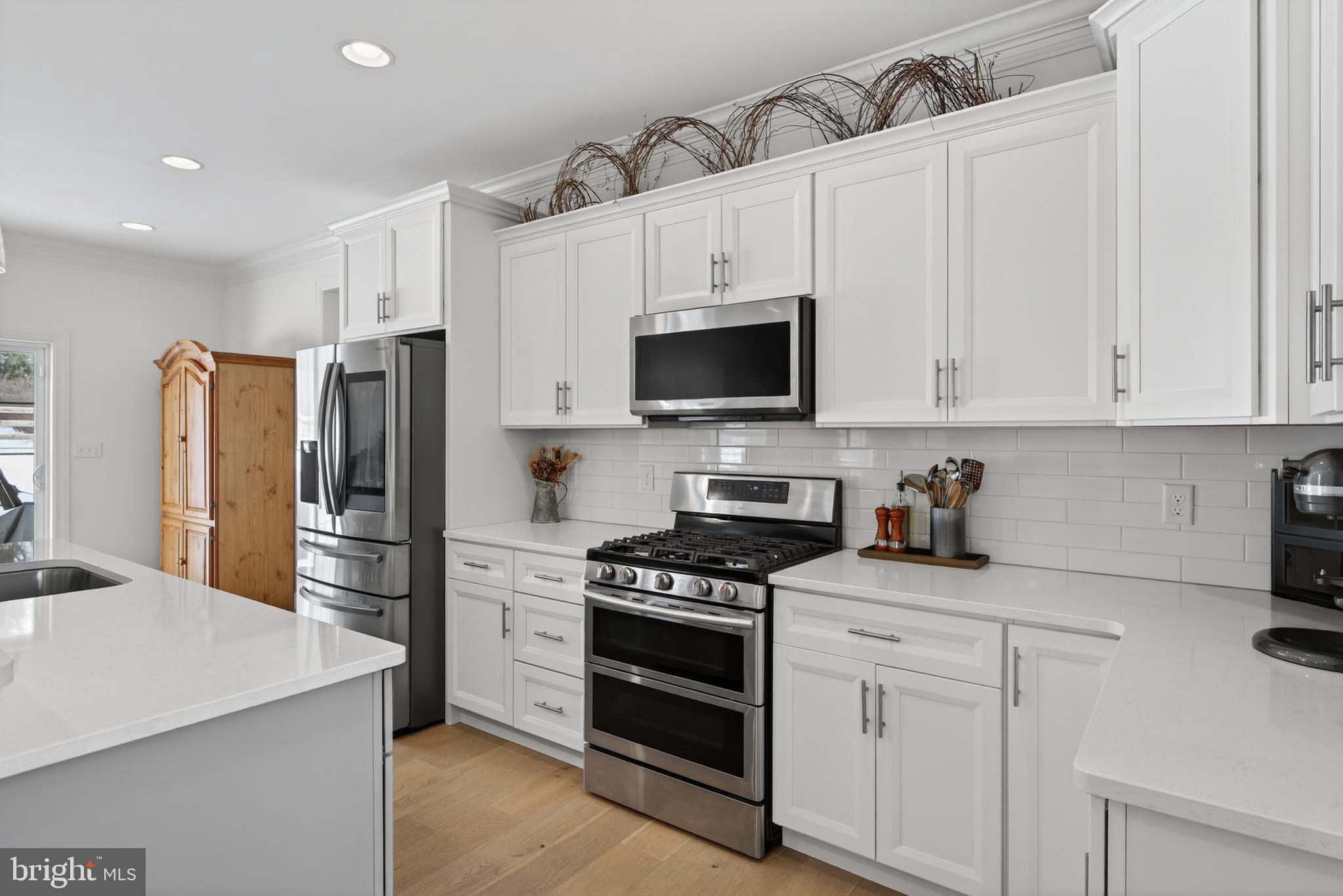 103 East Woods Drive Lititz, PA 17543 - Photo 22 of 50 Ample Counter Space