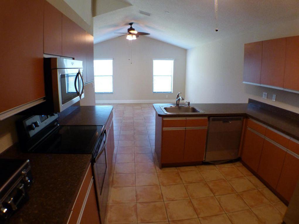 22488 Swordfish Drive Boca Raton, FL 33428 - Photo 11 of 25 22488 Photo 12