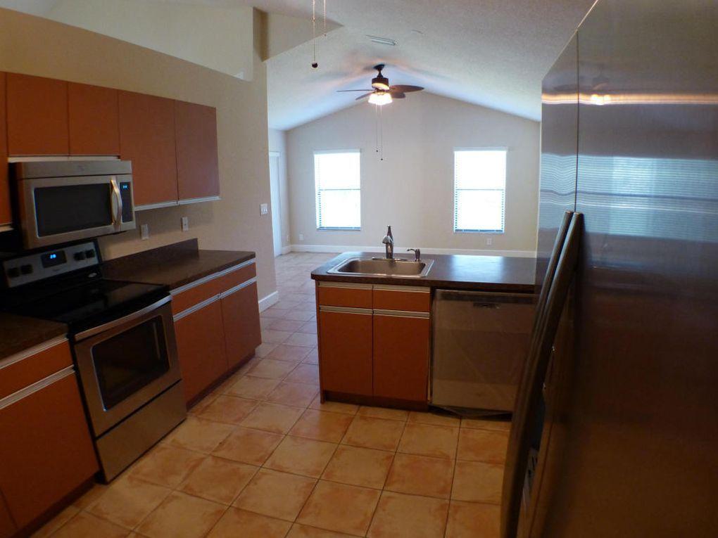 22488 Swordfish Drive Boca Raton, FL 33428 - Photo 14 of 25 22488 Photo 15