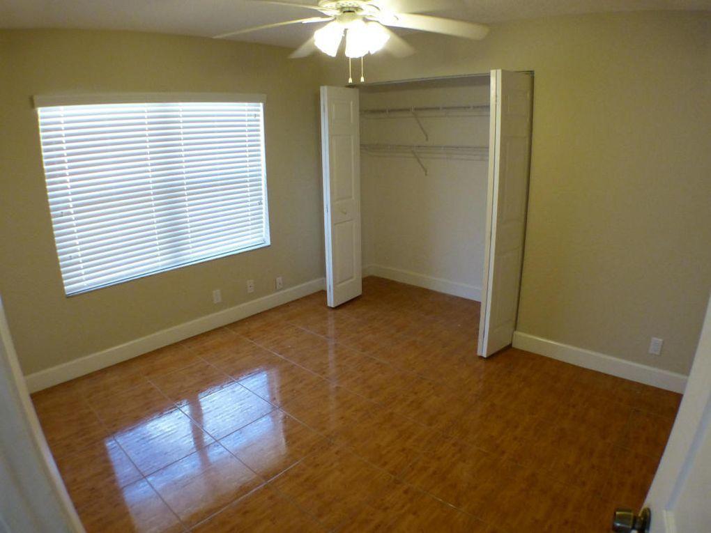 22488 Swordfish Drive Boca Raton, FL 33428 - Photo 21 of 25 22488 Photo 22