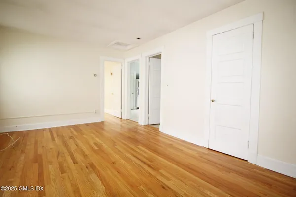 $3,250 | 28 Locust Street, Unit 1, Greenwich, CT 06830