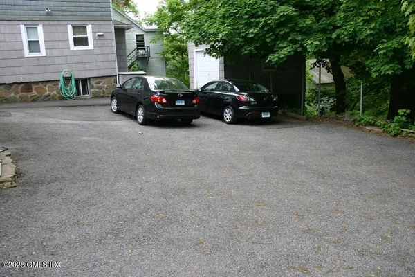 $3,250 | 28 Locust Street, Unit 1, Greenwich, CT 06830