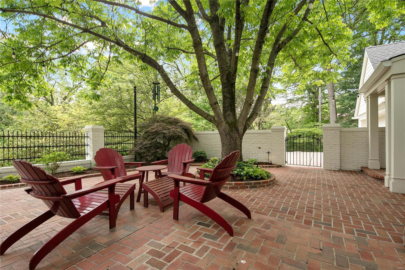 9804 Old Warson Road St. Louis, MO 63124 - Photo 6 of 9 Gallery Image 6