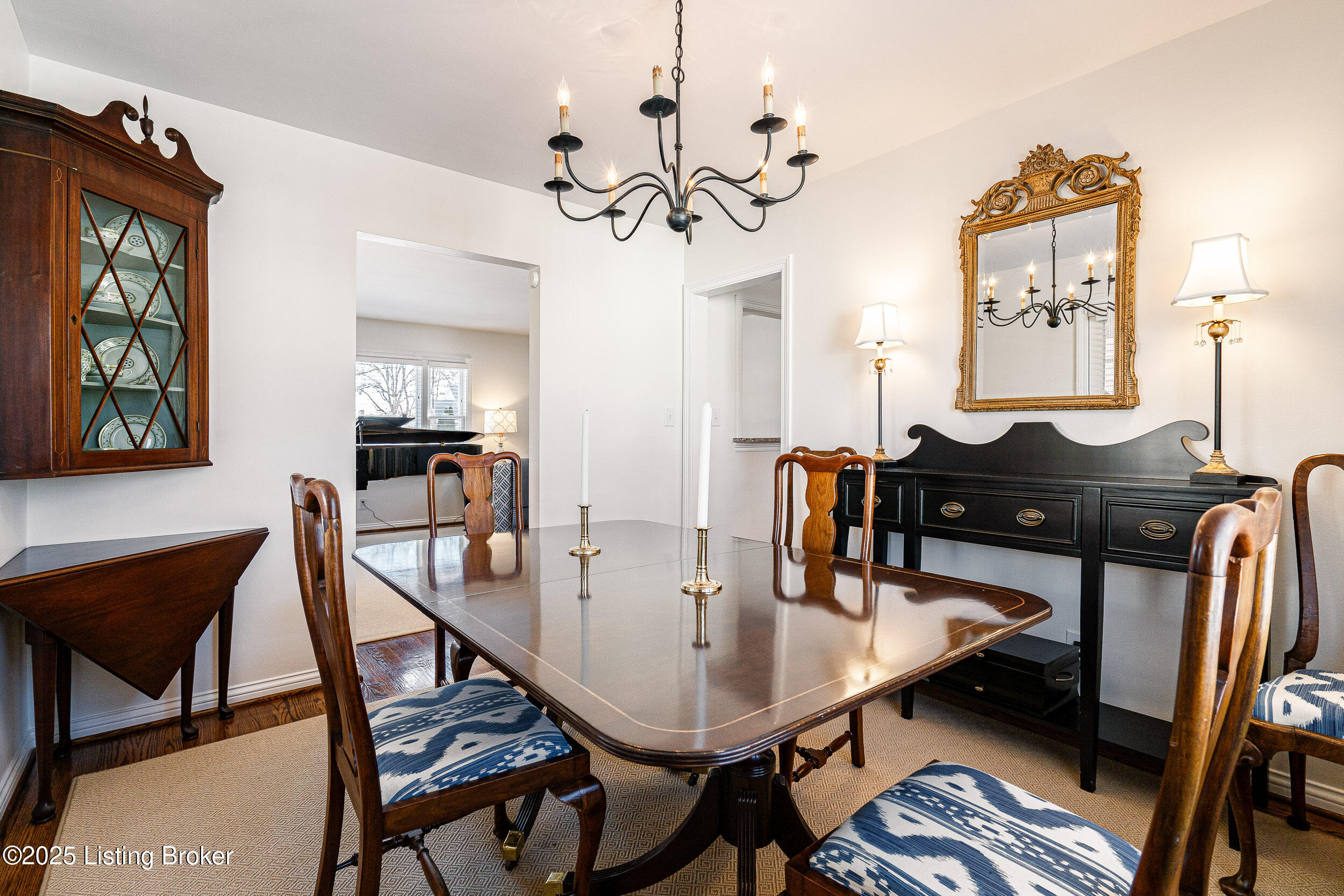 208 Bramton Road Louisville, KY 40207 - Photo 14 of 58 208 Bramton Rd-30