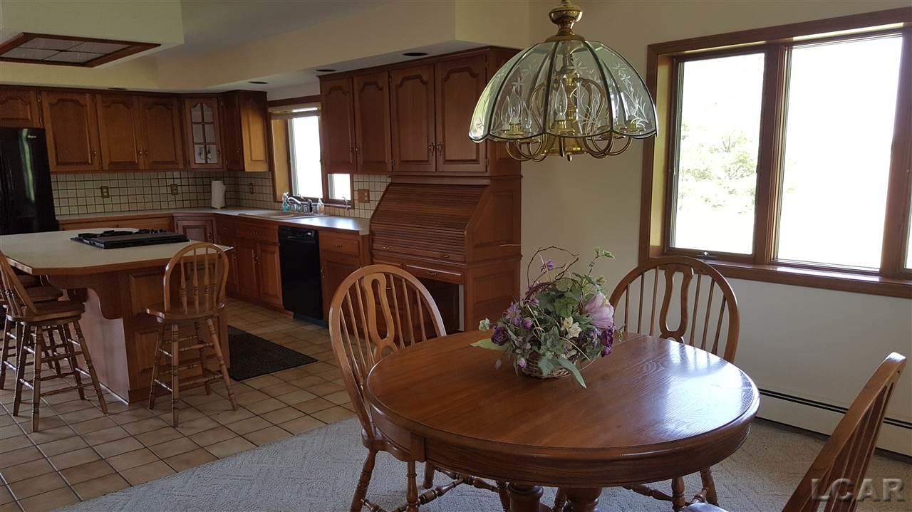 13250 Simpson Road Blissfield, MI 49228 - Photo 16 of 45 31292068-15.JPG