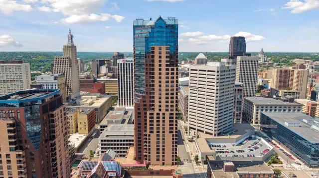 $315,000 | 168 6th Street East, Unit 3004, St. Paul, MN 55101