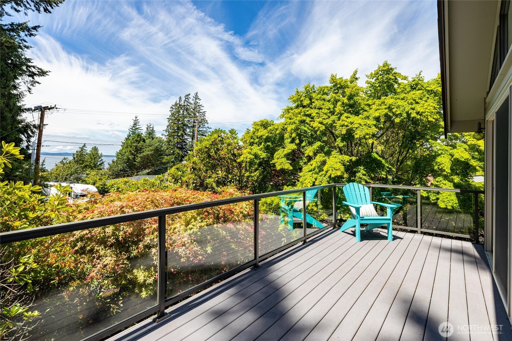 601 Clark Road Bellingham, WA 98225 - Photo 4 of 38 a view of railway station with sitting area