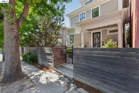 $1,595,000 | 2607 Alcatraz Avenue, Berkeley, CA 94618