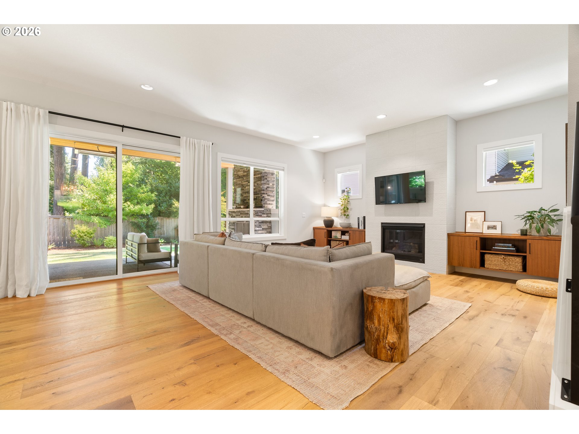 17484 Bryant Road Lake Oswego, OR 97035 - Photo 12 of 48 Gallery Image 12
