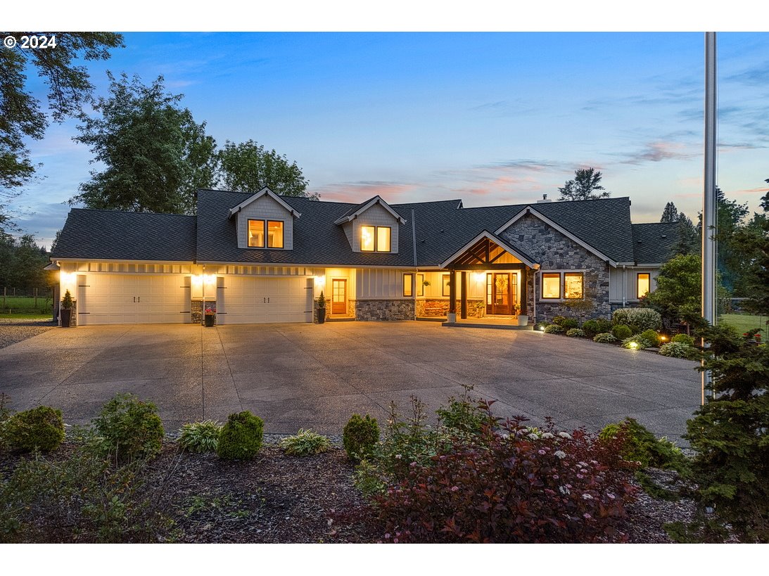 26381 Southeast Rugg Road Damascus, OR 97089 - Photo 4 of 46 Gallery Image 4