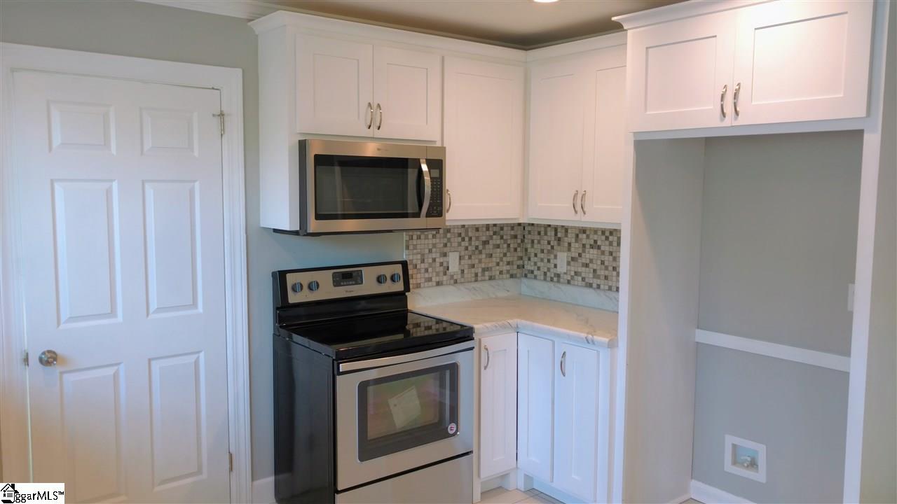 207 Forest Street Greer, SC 29650 - Photo 6 of 22 Gallery Image 6