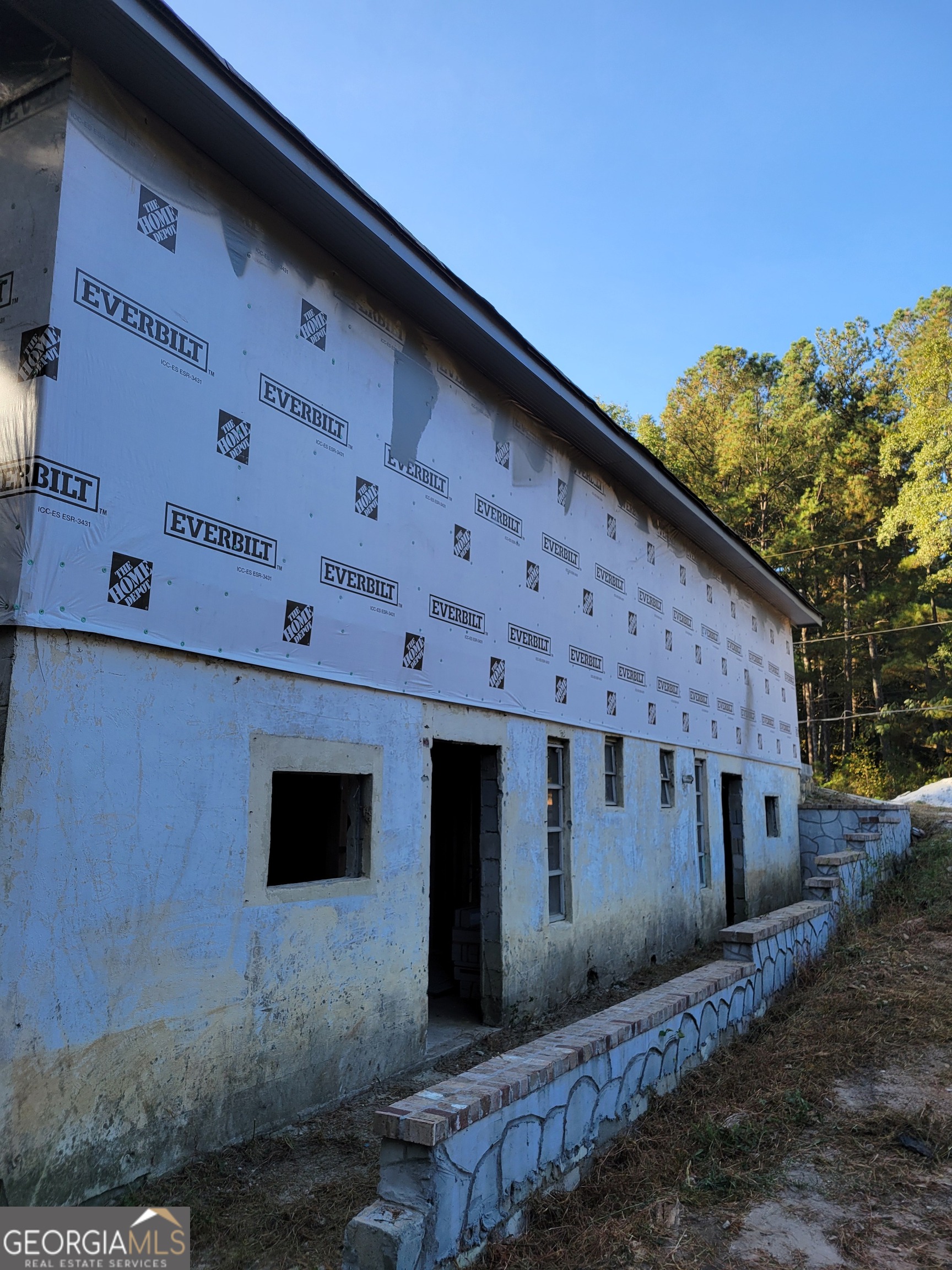 5372 Bryant Boulevard Morrow, GA 30260 - Photo 9 of 29 a front view of a house with balcony