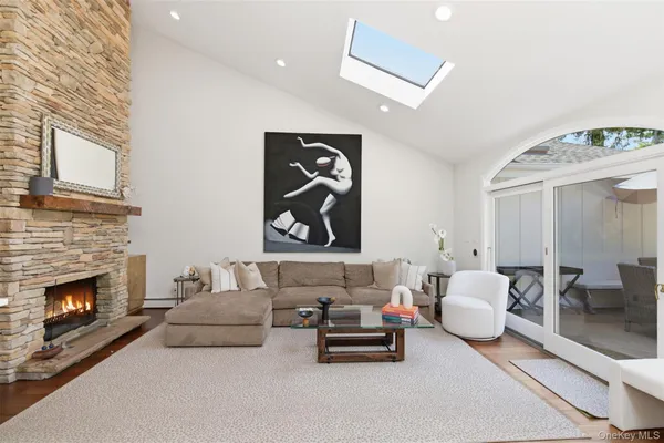$2,100,000 | 21 Kristi Drive, Muttontown, NY 11753