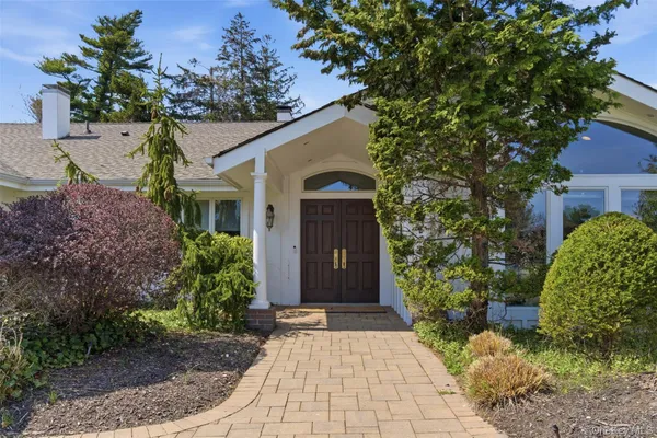 $2,100,000 | 21 Kristi Drive, Muttontown, NY 11753