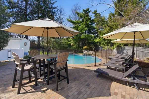 $2,100,000 | 21 Kristi Drive, Muttontown, NY 11753