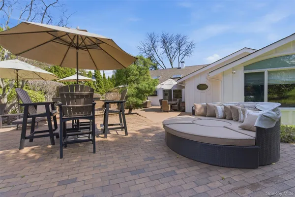 $2,100,000 | 21 Kristi Drive, Muttontown, NY 11753