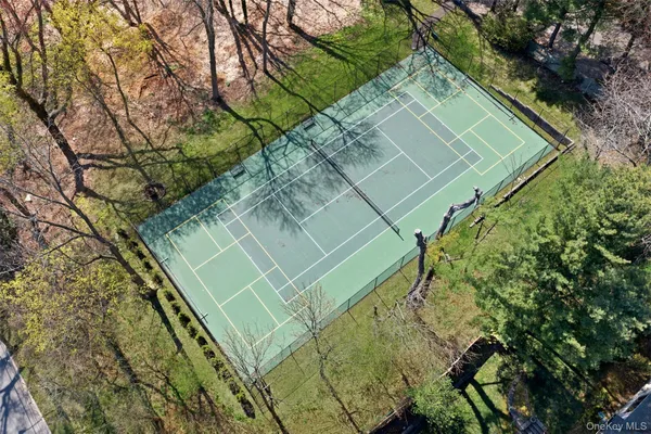 $2,100,000 | 21 Kristi Drive, Muttontown, NY 11753