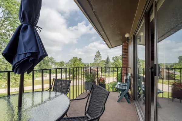 $319,000 | 35-06 Lausanne Court, Geneva, WI 53147
