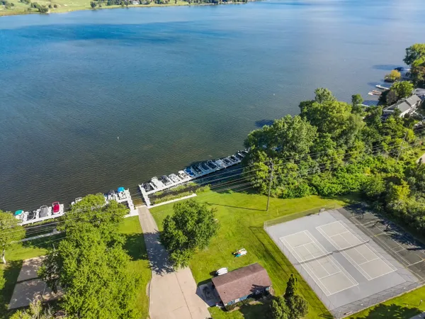 $315,000 | 35-06 Lausanne Court, Geneva, WI 53147