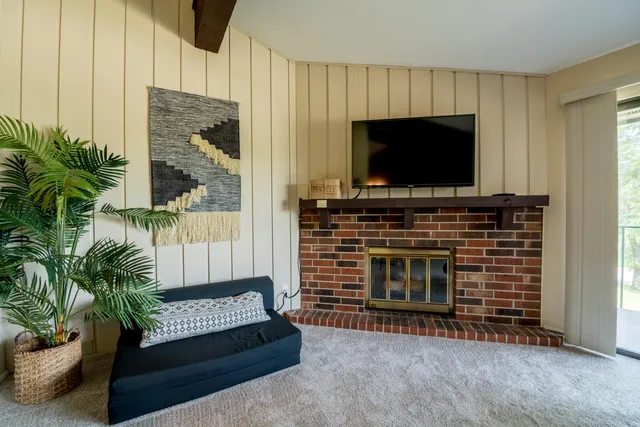 $320,000 | 35-06 Lausanne Court, Geneva, WI 53147