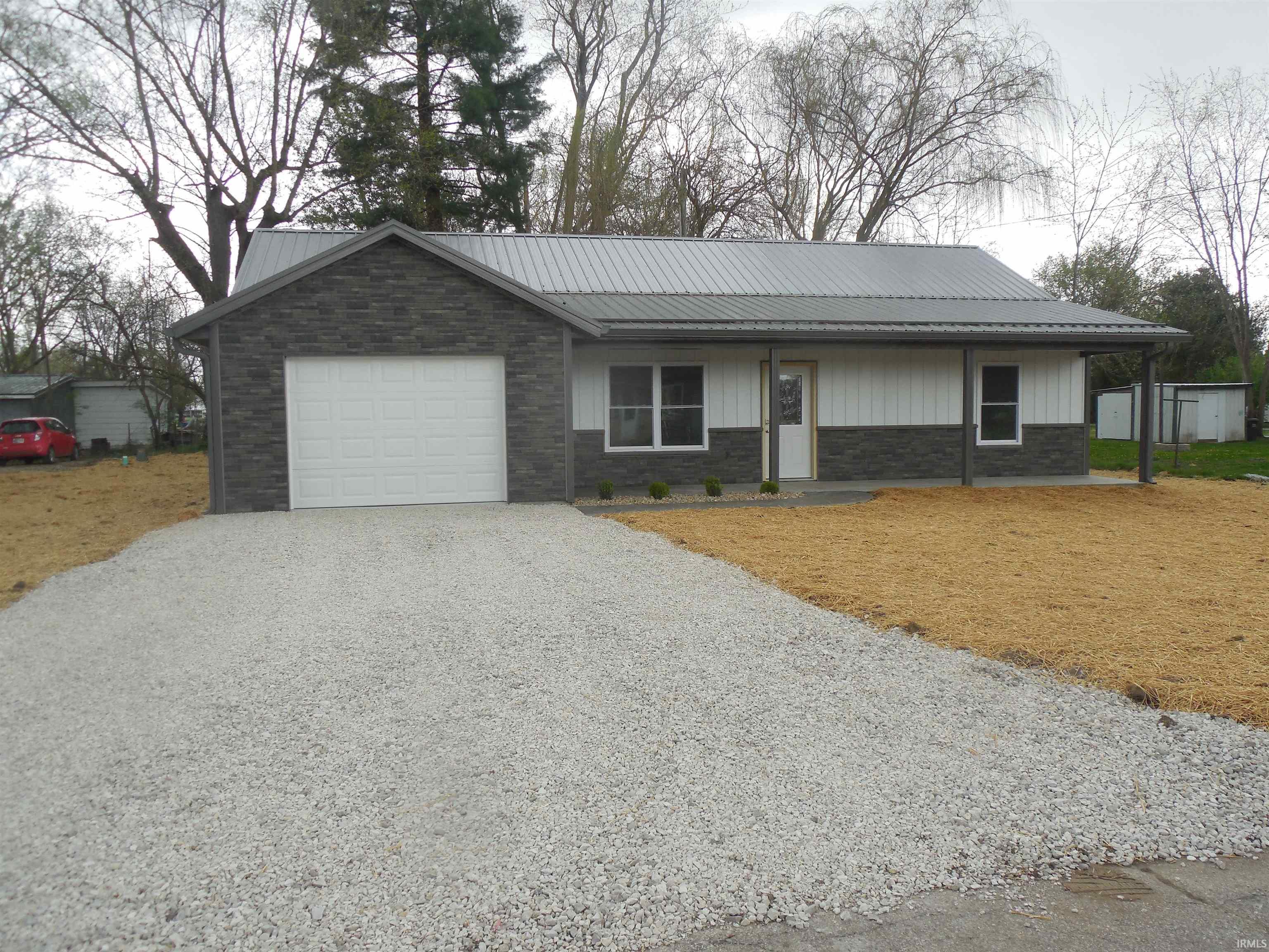 418 Matilda Street Elnora, IN 47529 - Photo 2 of 28