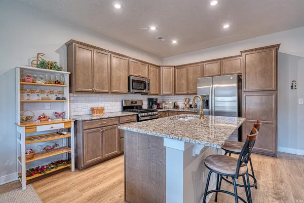$355,000 | 2727 Willow Creek Drive, Evansville, IN 47712