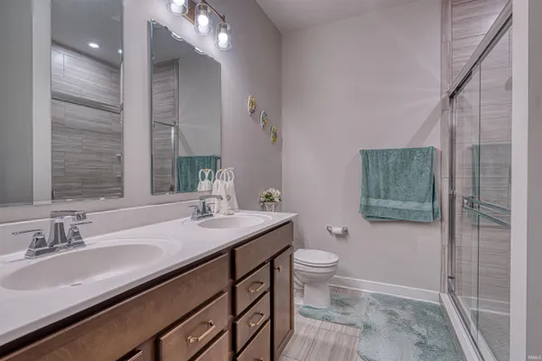 $355,000 | 2727 Willow Creek Drive, Evansville, IN 47712