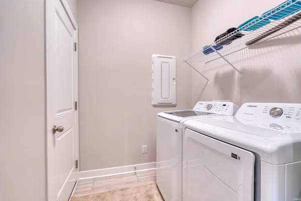 $355,000 | 2727 Willow Creek Drive, Evansville, IN 47712