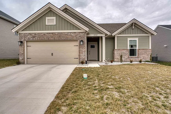 $355,000 | 2727 Willow Creek Drive, Evansville, IN 47712