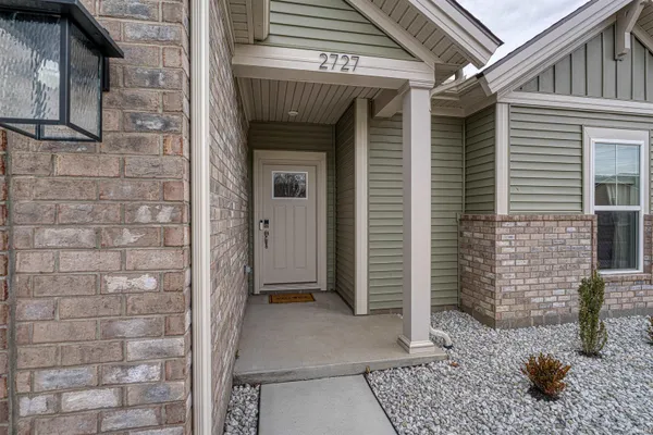 $355,000 | 2727 Willow Creek Drive, Evansville, IN 47712