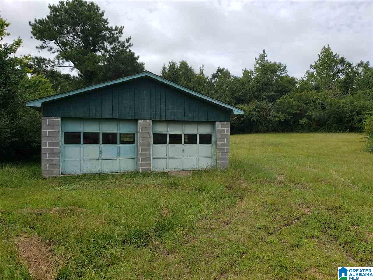 800 Pinewood Avenue Bessemer, AL 35023 - Photo 1 of 1