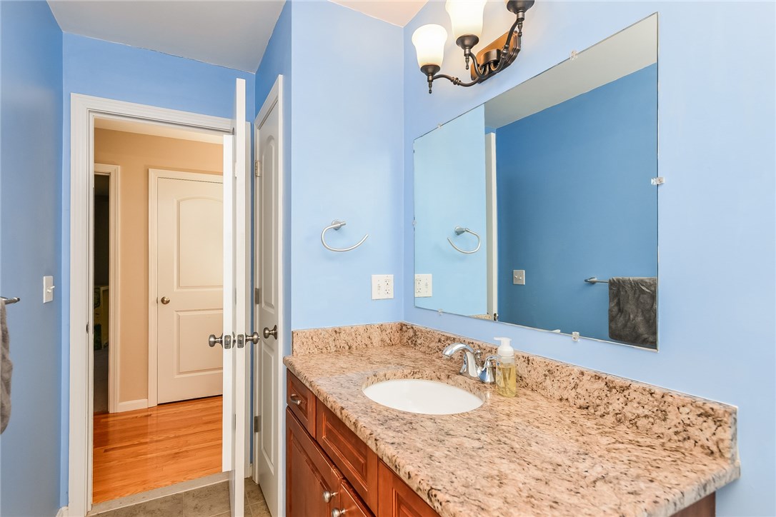 365 Cottrell Road Tiverton, RI 02878 - Photo 23 of 28