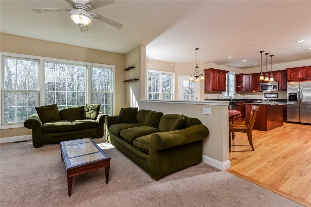365 Cottrell Road Tiverton, RI 02878 - Photo 8 of 28