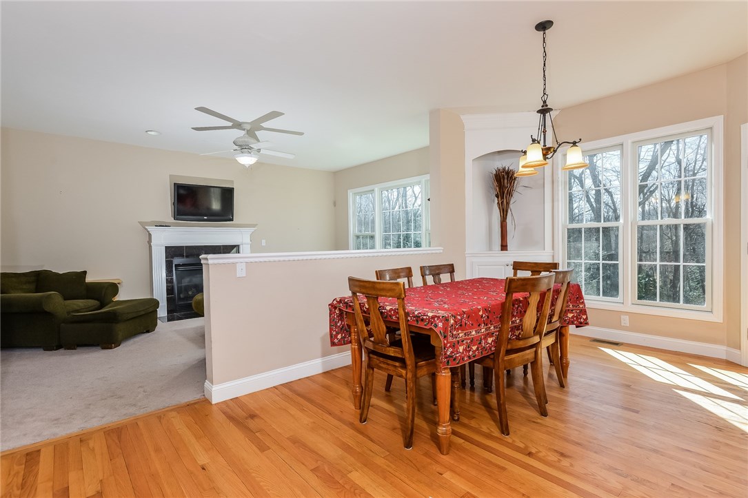 365 Cottrell Road Tiverton, RI 02878 - Photo 10 of 28