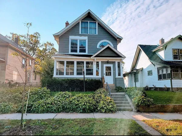 $2,675 | 1772 Lafond Avenue, St. Paul, MN 55104