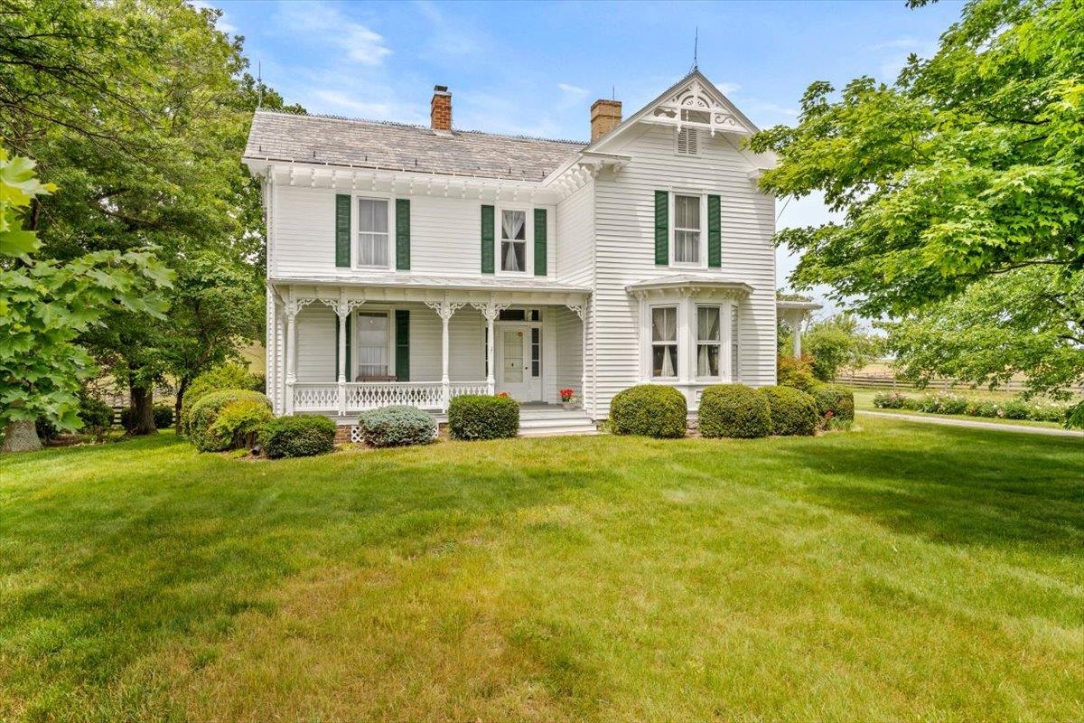 1188 Patterson Mill Road Grottoes, VA 24441 - Photo 5 of 58 a front view of a house with a yard