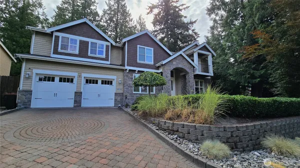 $6,300 | 11318 106th Avenue Northeast, Kirkland, WA 98033