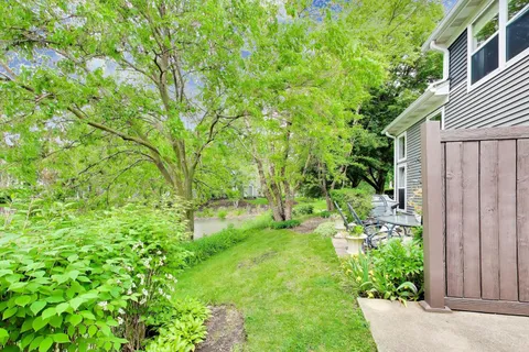 $2,999 | 312 East Tall Oaks Lane, Itasca, IL 60143