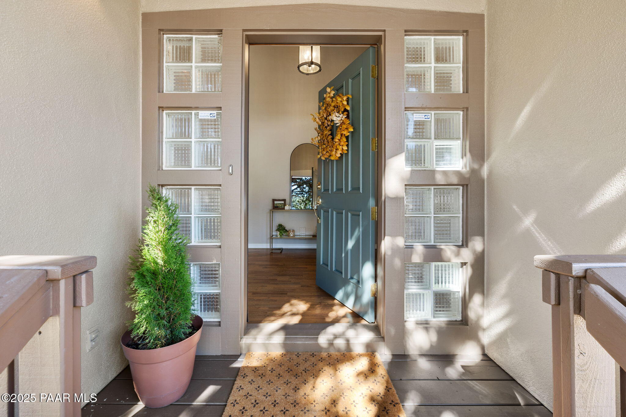 1486 Copper Basin Road Prescott, AZ 86303 - Photo 6 of 38 Entry into Foyer