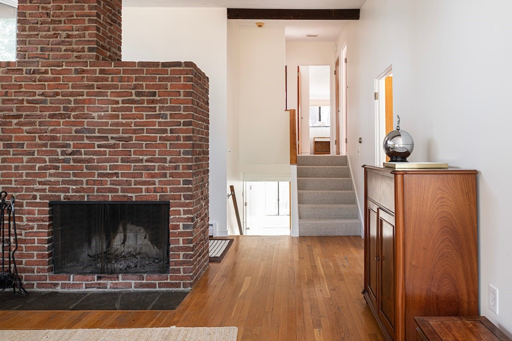 49 Peacock Farm Road Lexington, MA 02421 - Photo 11 of 29
