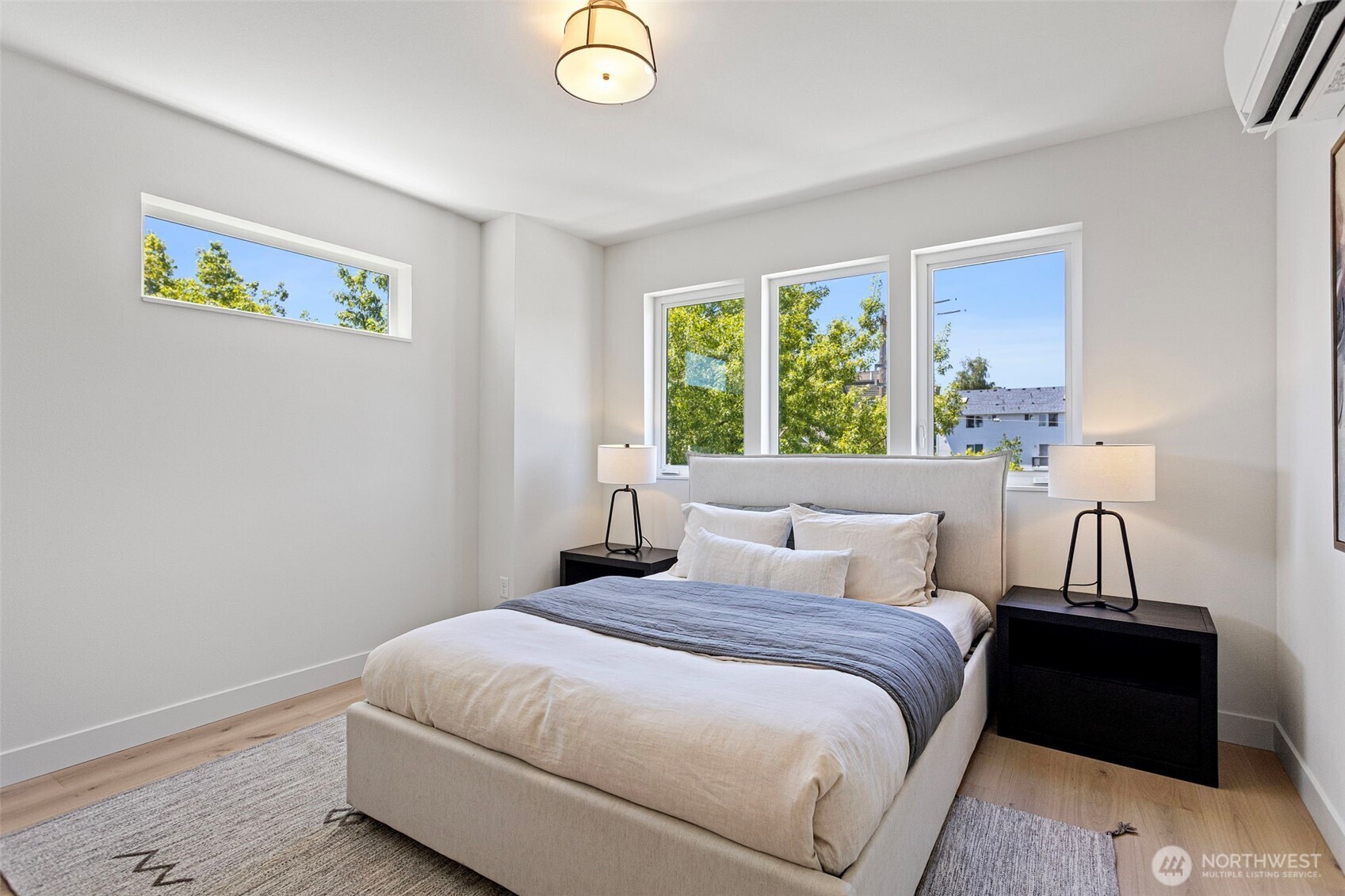 4432 Dayton Avenue North Seattle, WA 98103 - Photo 29 of 38