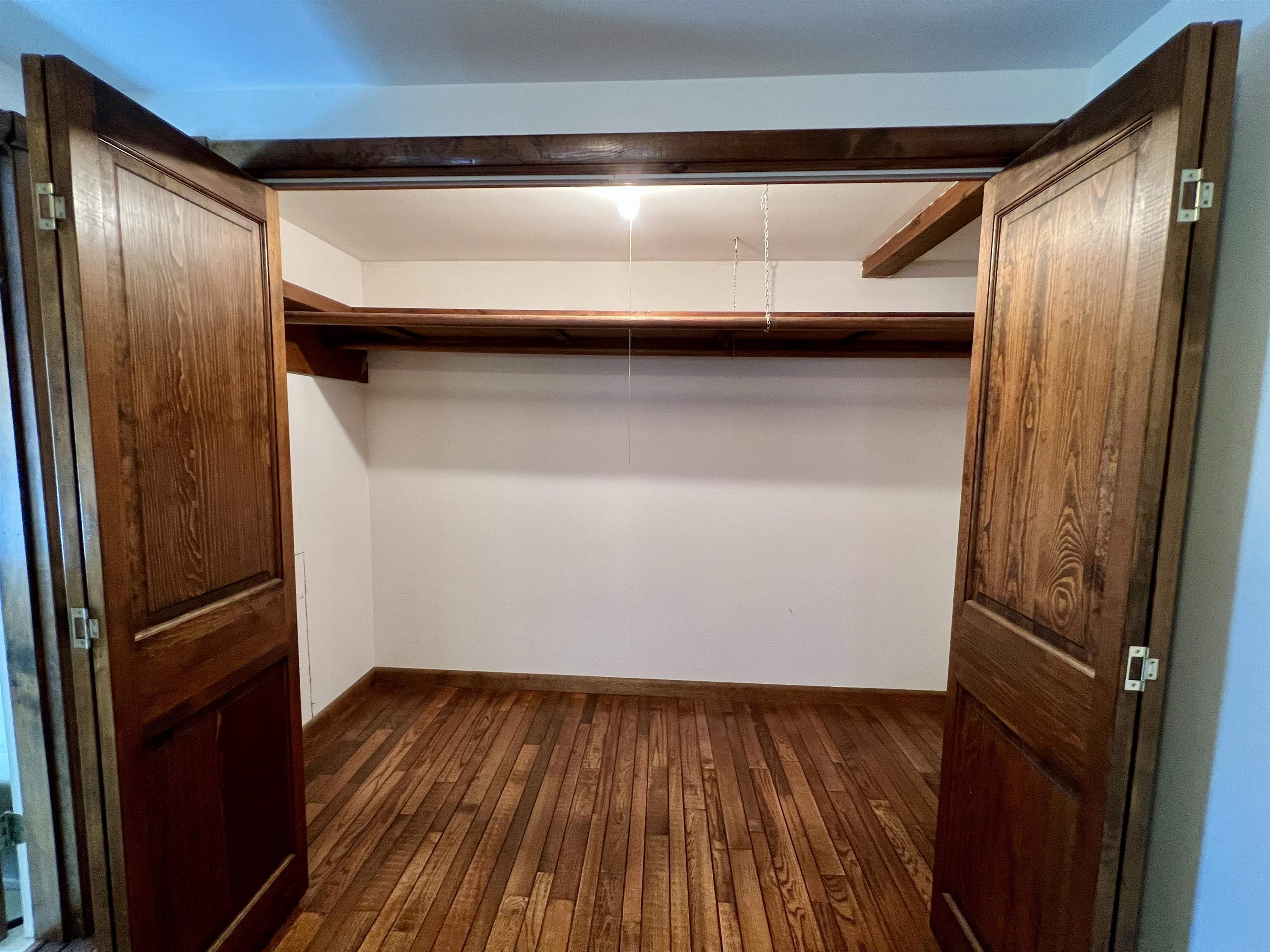 4448 Vermont Rte 100 Wardsboro, VT 05355 - Photo 15 of 37