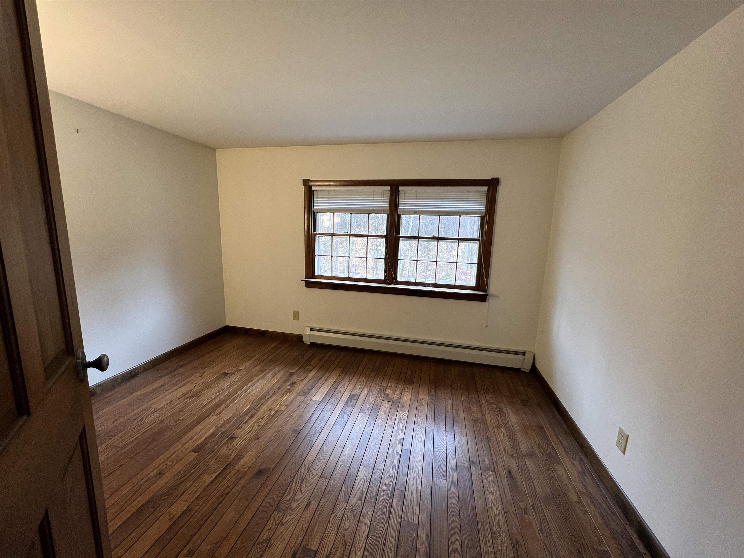 4448 Vermont Rte 100 Wardsboro, VT 05355 - Photo 23 of 37