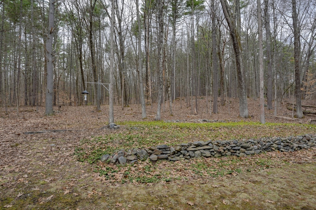 565 Langen Road Lancaster, MA 01523 - Photo 4 of 39 Gallery Image 4