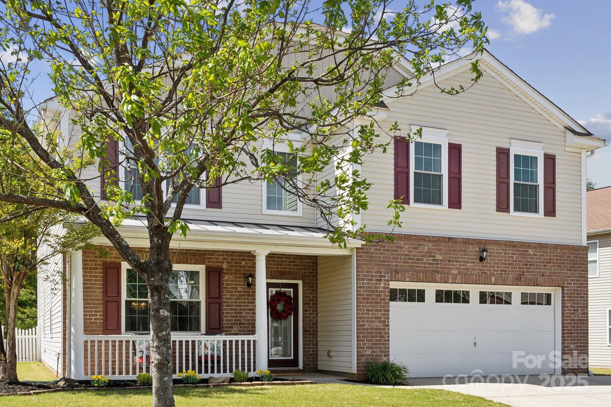 221 Sycamore Creek Road Fort Mill, SC 29708 - Photo 2 of 37 a front view of a house with a garden