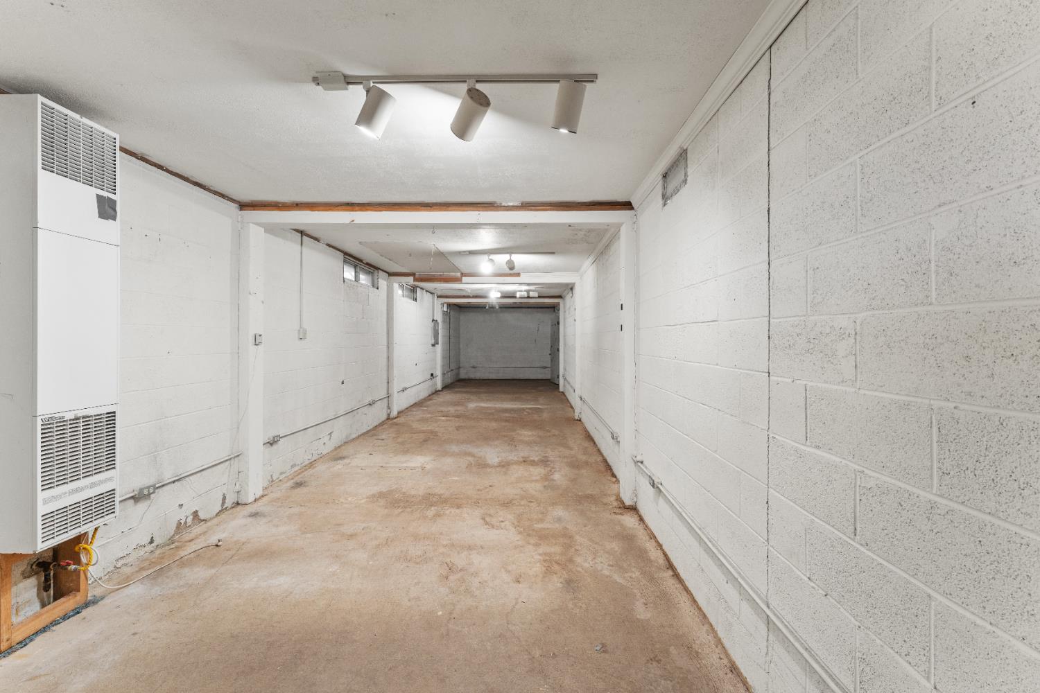 5585 Garden Bar Road, Unit 2 Lincoln, CA 95648 - Photo 35 of 65 a view of entryway