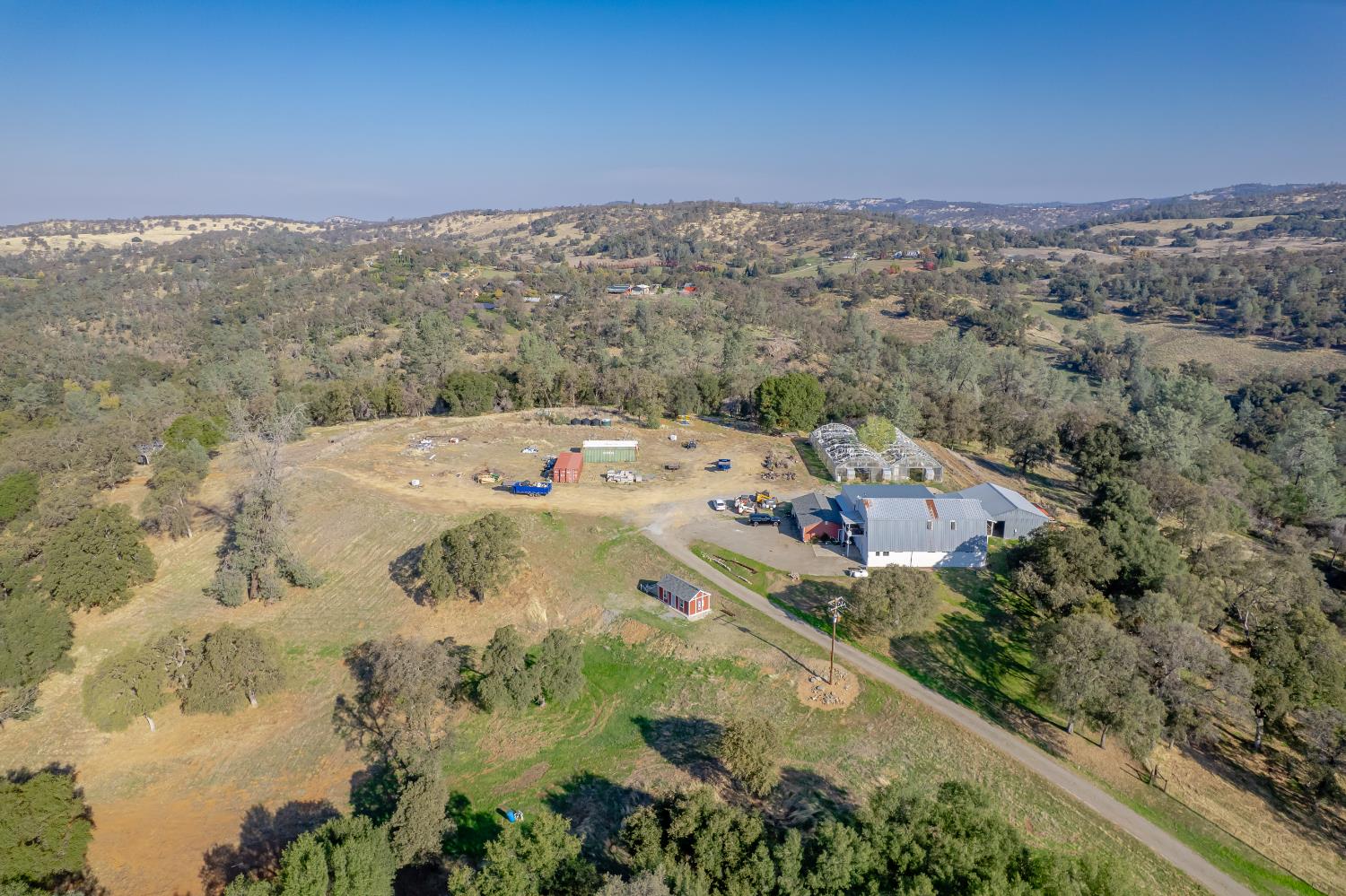 5585 Garden Bar Road, Unit 2 Lincoln, CA 95648 - Photo 53 of 65 a view of a sky from a balcony