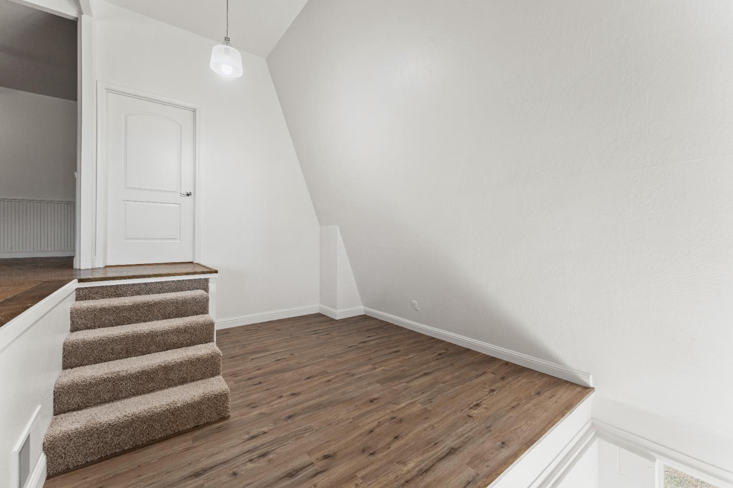 5585 Garden Bar Road, Unit 2 Lincoln, CA 95648 - Photo 7 of 65 a view of entryway