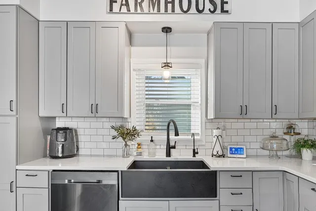 $464,900 | 684 Riley Street, Hudsonville, MI 49426