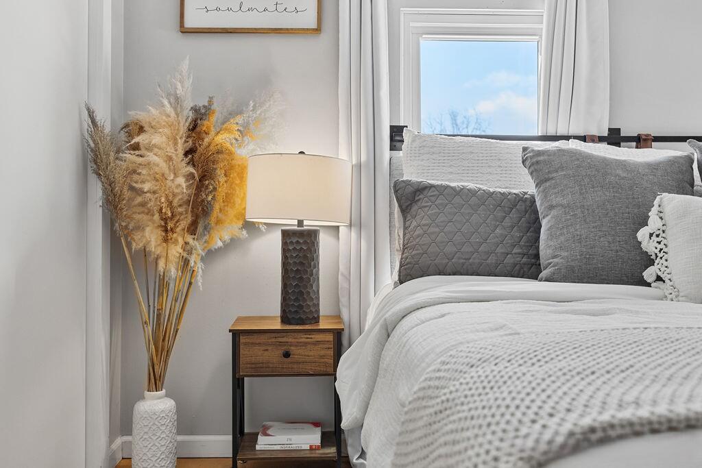 684 Riley Street Hudsonville, MI 49426 - Photo 6 of 24 05